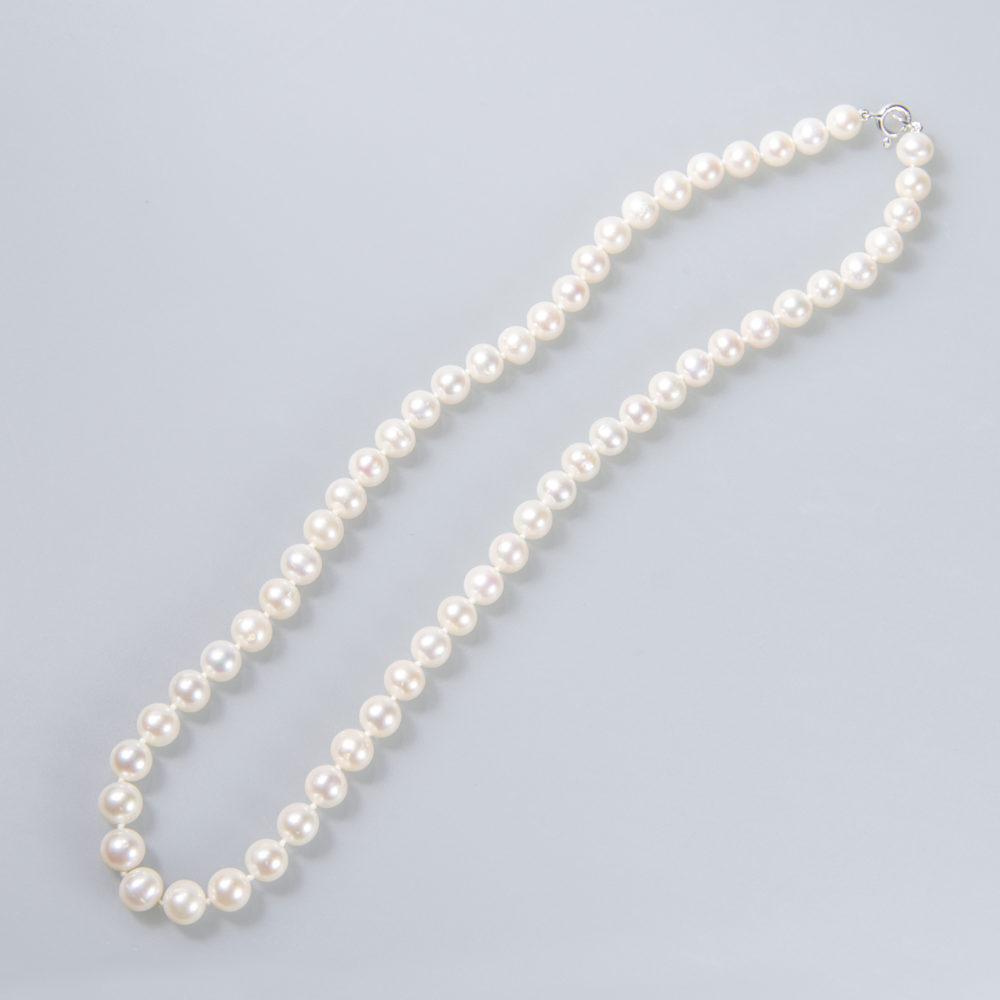 Perlenkette 7-8 mm, koloriert, geknotet, verschiedene Längen